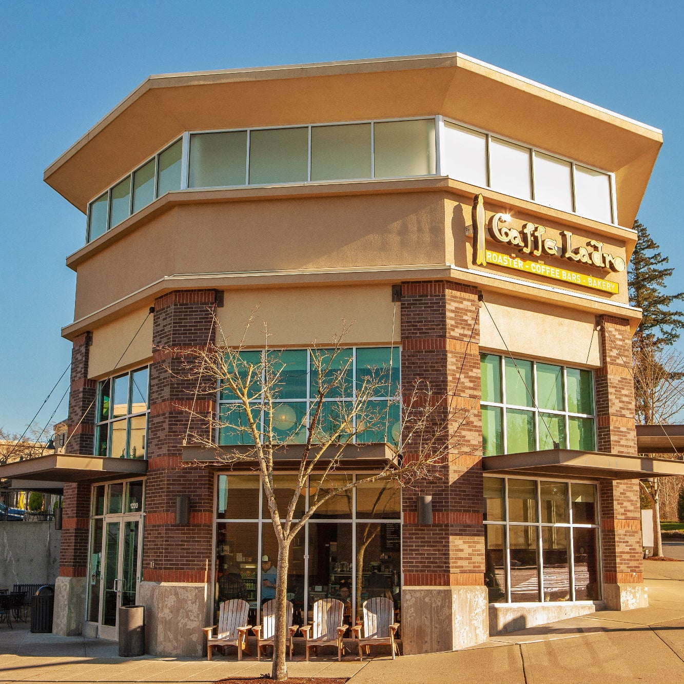 Caffe Ladro Issaquah exterior